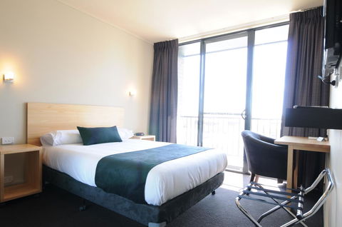 Mansfield Park Hotel - Accommodation Sunshine Coast 14