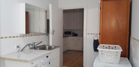 Unit In Marion - Accommodation Sunshine Coast 4
