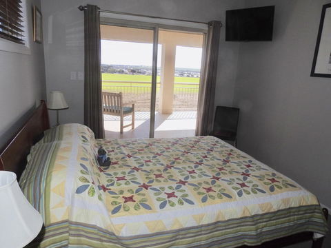 Rezare House Bed & Breakfast - Accommodation Sunshine Coast 13