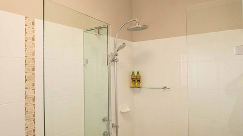 Rezare House Bed & Breakfast - Accommodation Sunshine Coast 24