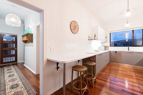 Esto House - Accommodation Sunshine Coast 14