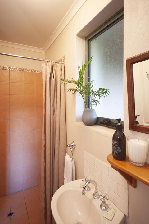 Angaston Saleyards Luxury Accommodation - Accommodation Sunshine Coast 10