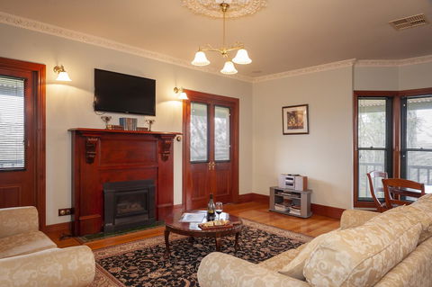 Angaston Saleyards Luxury Accommodation - Accommodation Sunshine Coast 8