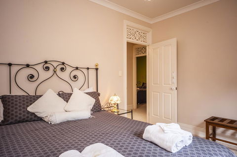 Angaston Saleyards Luxury Accommodation - Accommodation Sunshine Coast 3