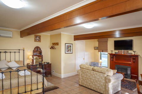Angaston Saleyards Luxury Accommodation - Accommodation Sunshine Coast 20