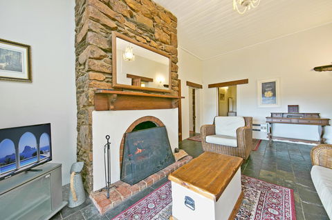Vineyard Cottage BnB - Accommodation Sunshine Coast 14