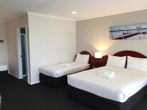 Hilton Beachfront Motel - Accommodation Sunshine Coast 20