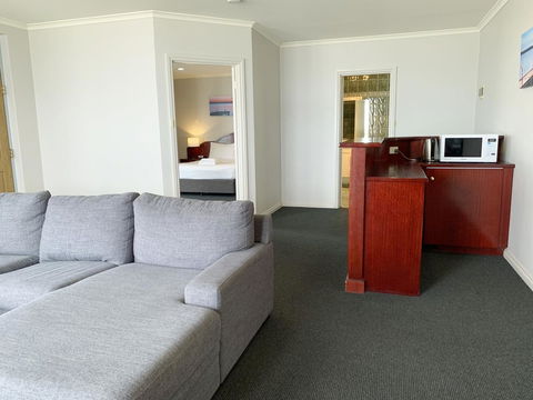 Hilton Beachfront Motel - Accommodation Sunshine Coast 16