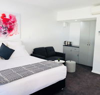 The Avenue Inn - Accommodation Sunshine Coast