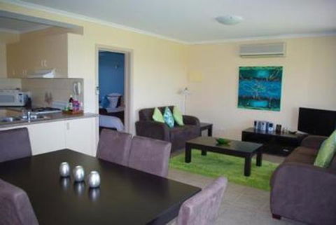 Lakeview Motel And Apartments - Accommodation Sunshine Coast 30