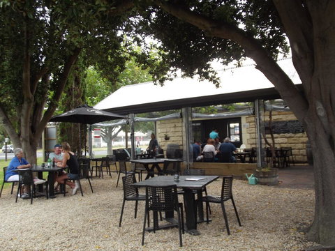 Guichen Bay Motel - Accommodation Sunshine Coast 4