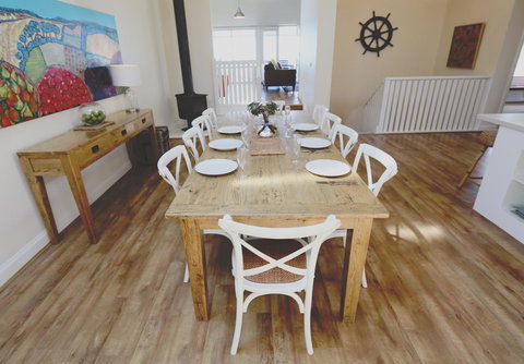 Caledonian Inn - Accommodation Sunshine Coast 5