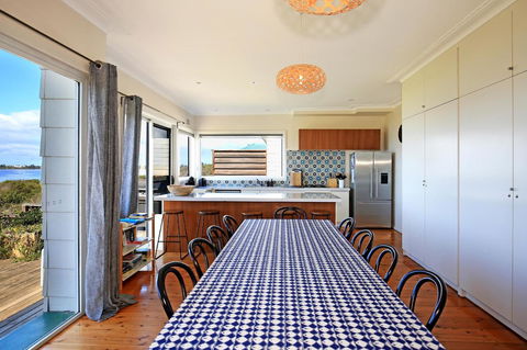 Culburra Beachhouse - Accommodation Sunshine Coast 18