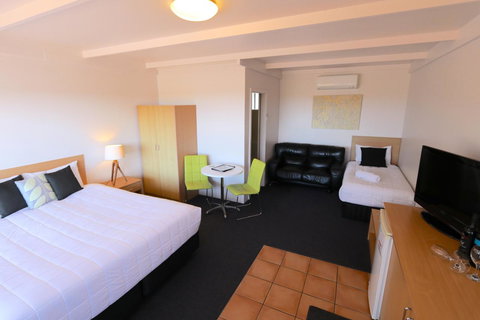 Harbour View Motel - Accommodation Sunshine Coast 18