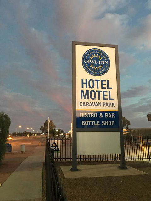 Opal Inn Hotel, Motel, Caravan Park - Accommodation Sunshine Coast 0