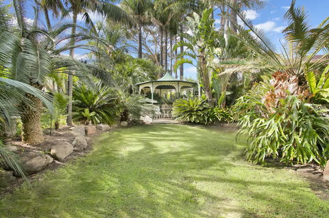 The Palms - Accommodation Sunshine Coast 8