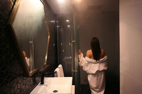 Ellen Hotel - Accommodation Sunshine Coast 6