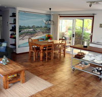A2Port Willy - Accommodation Sunshine Coast