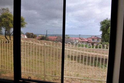 The Club House - Accommodation Sunshine Coast 2