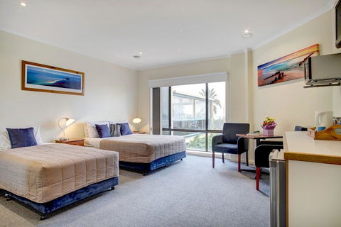 Navigators Motel & Diner - Accommodation Sunshine Coast 6