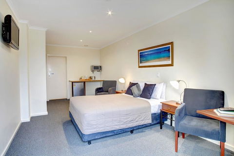 Navigators Motel & Diner - Accommodation Sunshine Coast 1