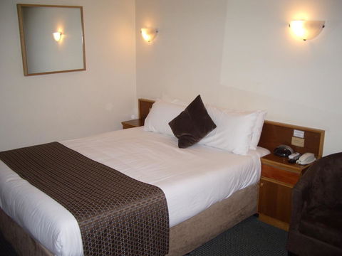 Aviators Lodge - Accommodation Sunshine Coast 19