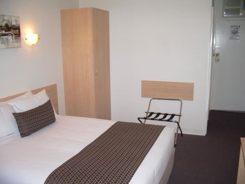Aviators Lodge - Accommodation Sunshine Coast 21