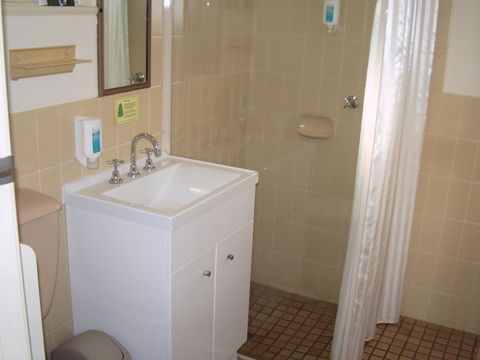 Aviators Lodge - Accommodation Sunshine Coast 14