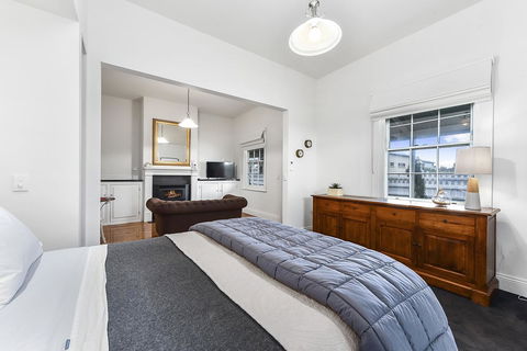 Railway Cottage In Beachport - Accommodation Sunshine Coast 2