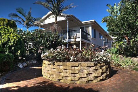 The Whitehouse - Accommodation Sunshine Coast 5