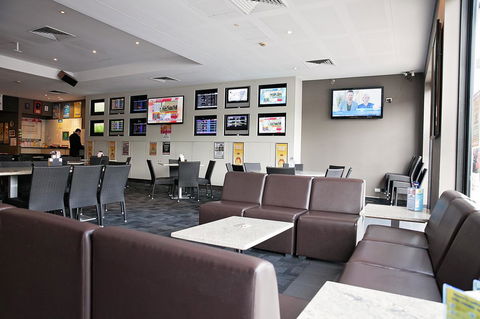 Mawson Lakes Hotel - Accommodation Sunshine Coast 19