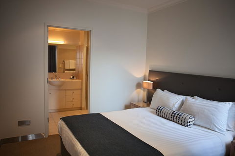 Mawson Lakes Hotel - Accommodation Sunshine Coast 3