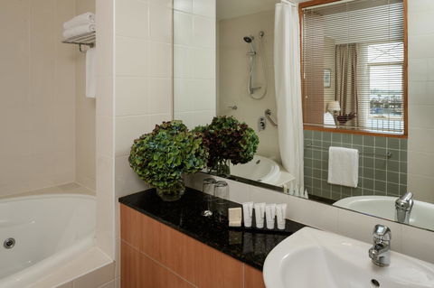 Rydges Newcastle - Accommodation Sunshine Coast 15