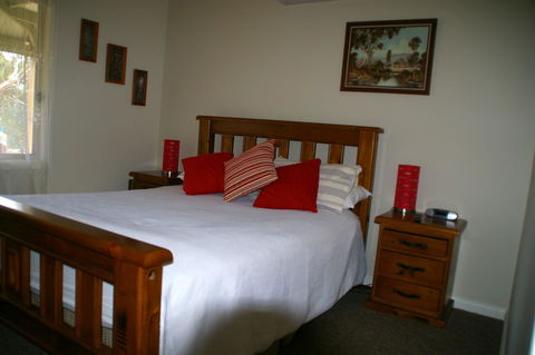 The Hakeas - Accommodation Sunshine Coast 2