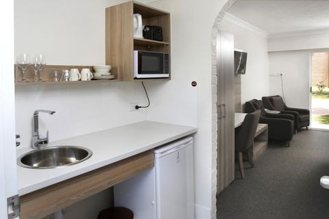 Aston Motel Yamba - Accommodation Sunshine Coast 35