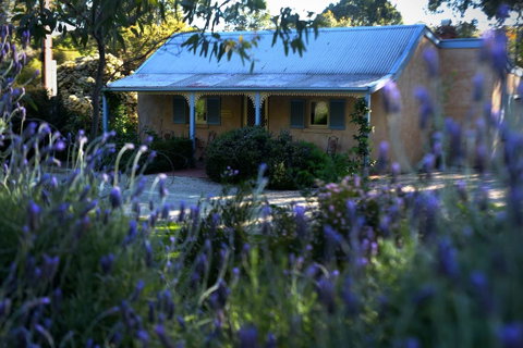 Donnybrook Cottages - Donnybrook - Accommodation Sunshine Coast 0