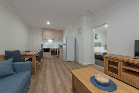Jurien Bay Motel Apartments - Accommodation Sunshine Coast 4