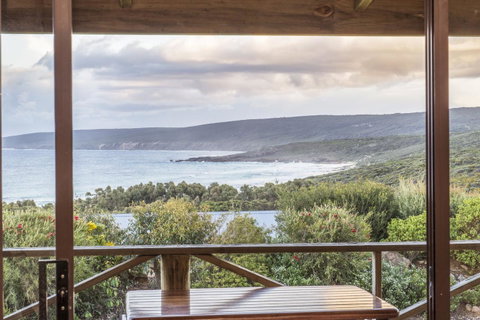 Chandlers Smiths Beach Villas - Accommodation Sunshine Coast 0