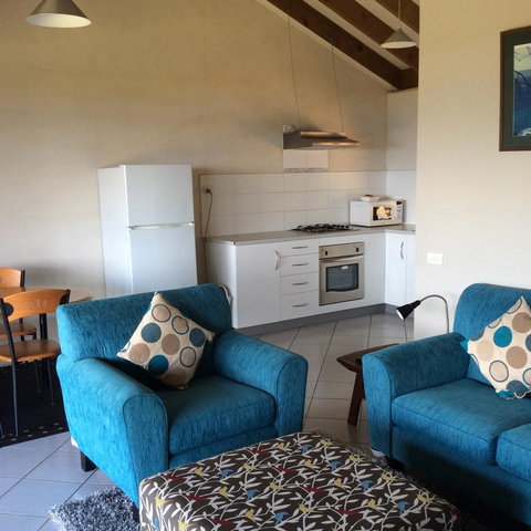 Chandlers Smiths Beach Villas - Accommodation Sunshine Coast 4