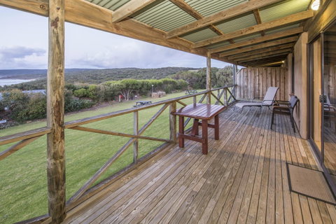 Chandlers Smiths Beach Villas - Accommodation Sunshine Coast 9
