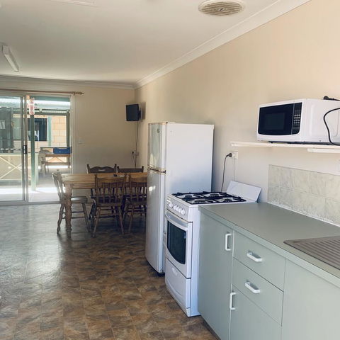 Bay Lodge - Accommodation Sunshine Coast 28