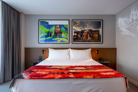 The Adnate Perth - Art Series - Accommodation Sunshine Coast 16