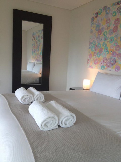 The Roozen Residence - Accommodation Sunshine Coast 24