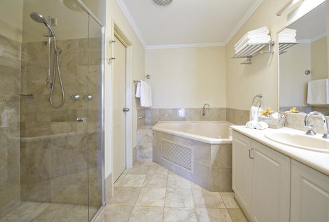 Abbey Beach Resort - Accommodation Sunshine Coast 8