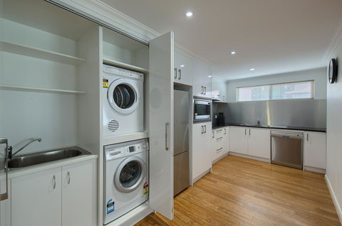 Pelicans Albany Middleton Beach - Accommodation Sunshine Coast 15