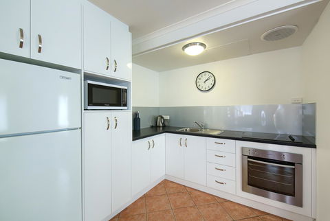 Pelicans Albany Middleton Beach - Accommodation Sunshine Coast 3