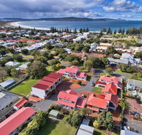 Pelicans Albany Middleton Beach - Accommodation Sunshine Coast