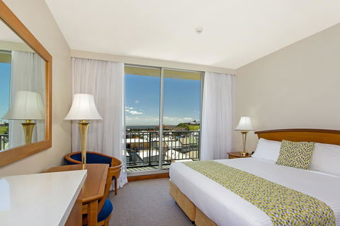 Noah\'s On The Beach - Accommodation Sunshine Coast 24
