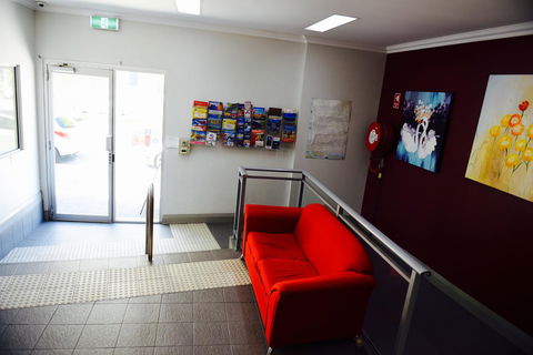 The Emperors Crown Hostel - Accommodation Sunshine Coast 19