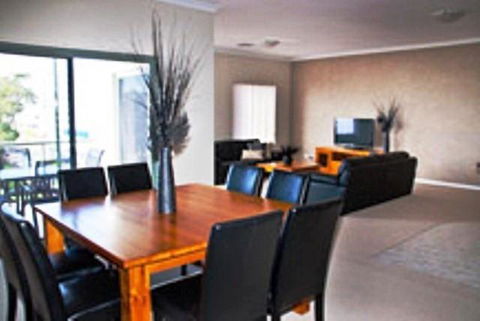 Boardwalk By The Beach - Accommodation Sunshine Coast 6